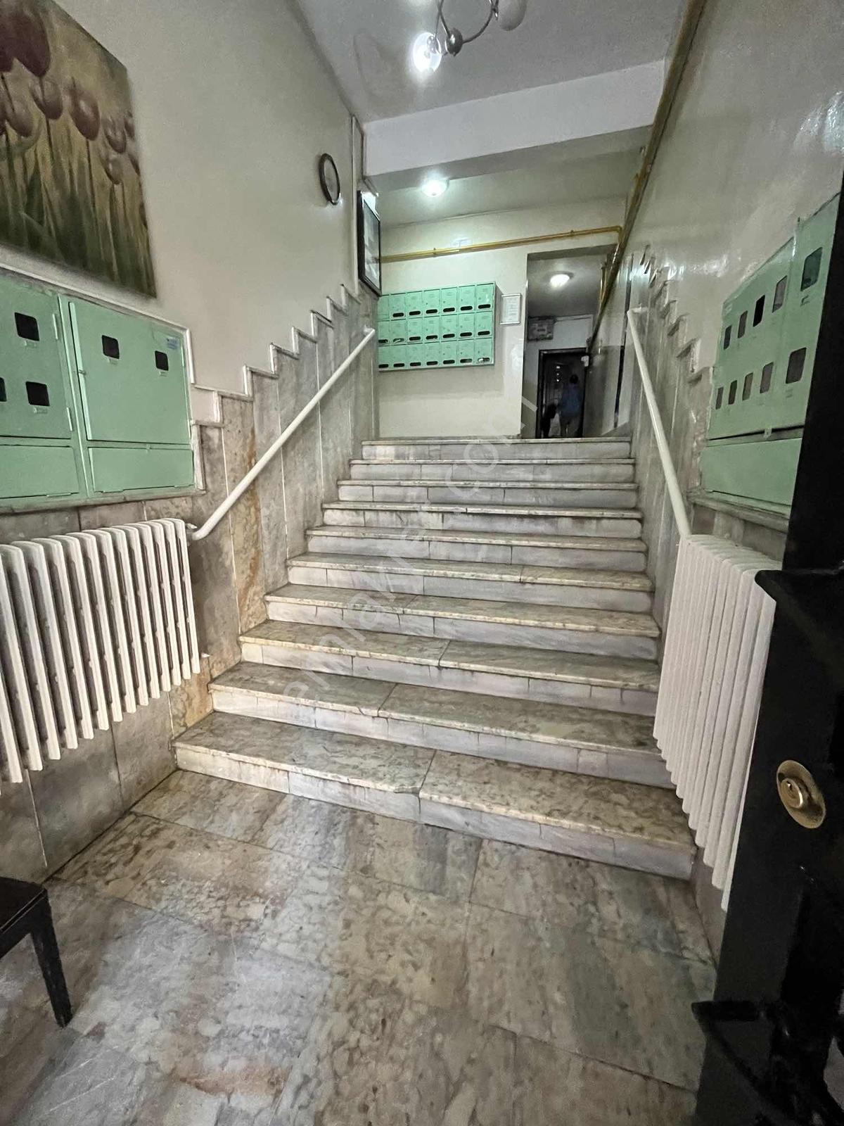 Dialog Dağ/atatürk Cd - S. Çakır Cd Köşesi 2+1 110 M2 Köşe Daire — fotoğraf 7