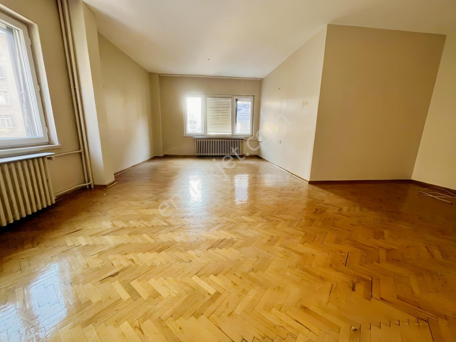 Dialog Dağ/atatürk Cd - S. Çakır Cd Köşesi 2+1 110 M2 Köşe Daire — fotoğraf 13