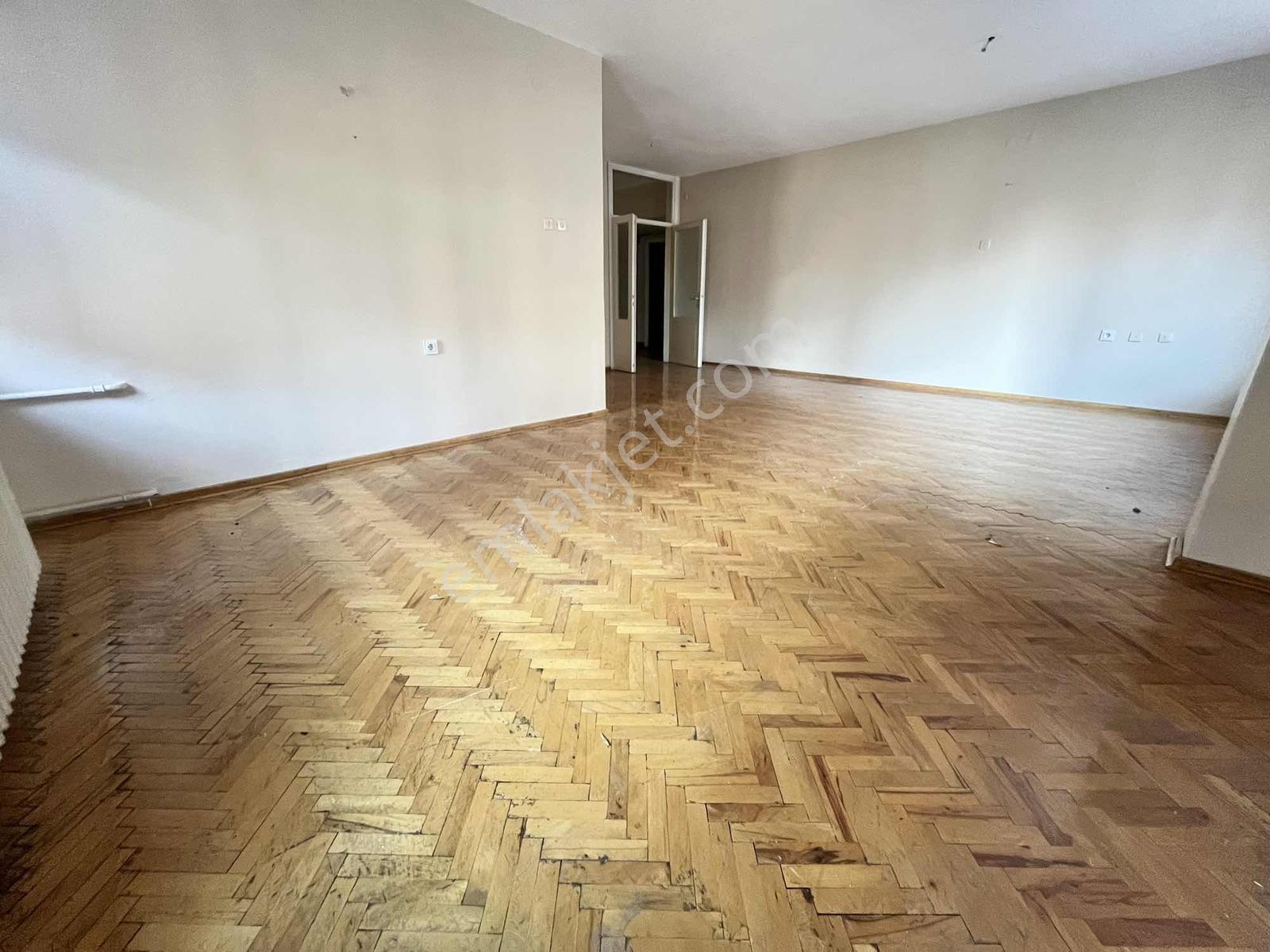Dialog Dağ/atatürk Cd - S. Çakır Cd Köşesi 2+1 110 M2 Köşe Daire — fotoğraf 15