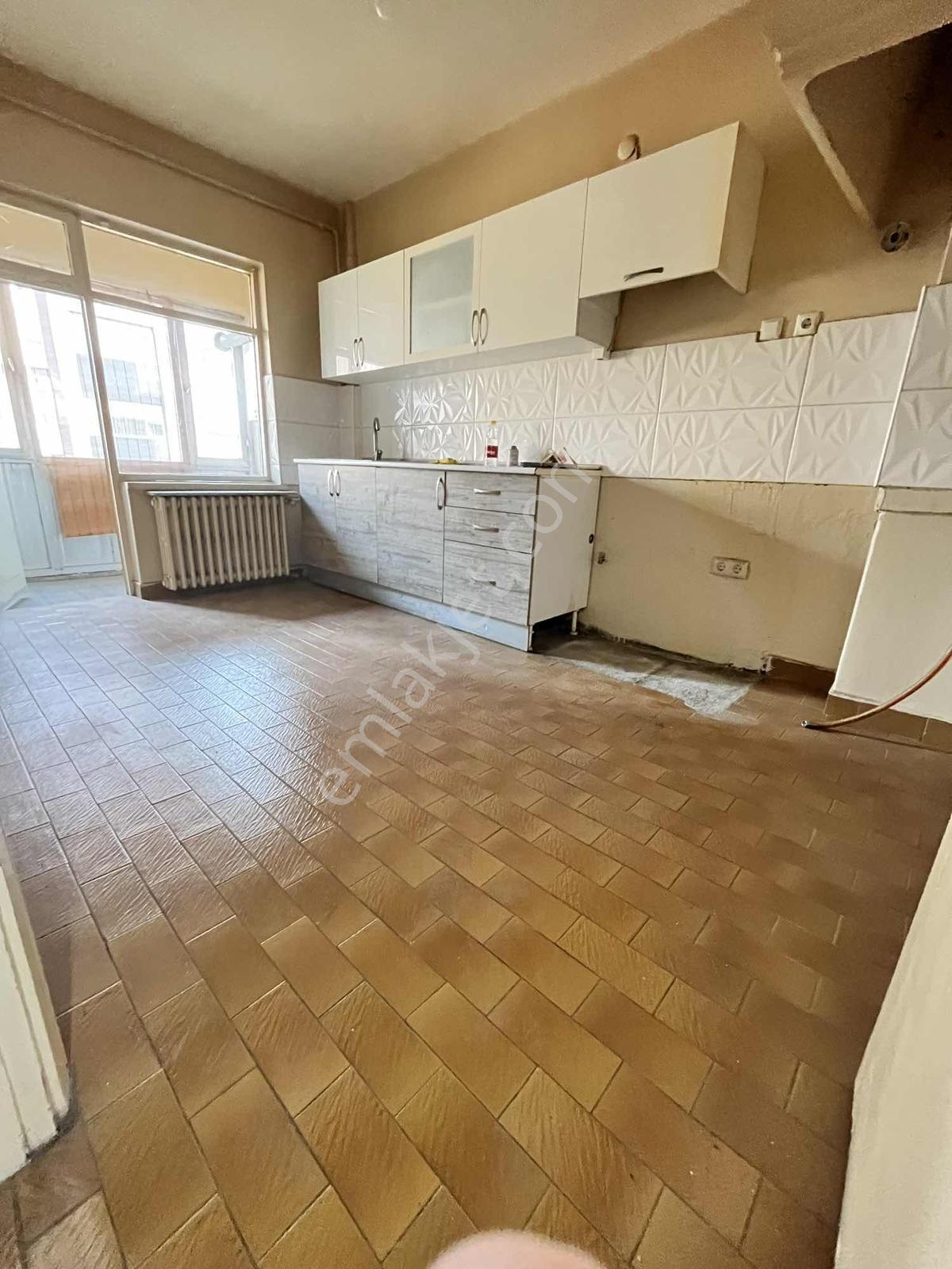 Dialog Dağ/atatürk Cd - S. Çakır Cd Köşesi 2+1 110 M2 Köşe Daire — fotoğraf 24