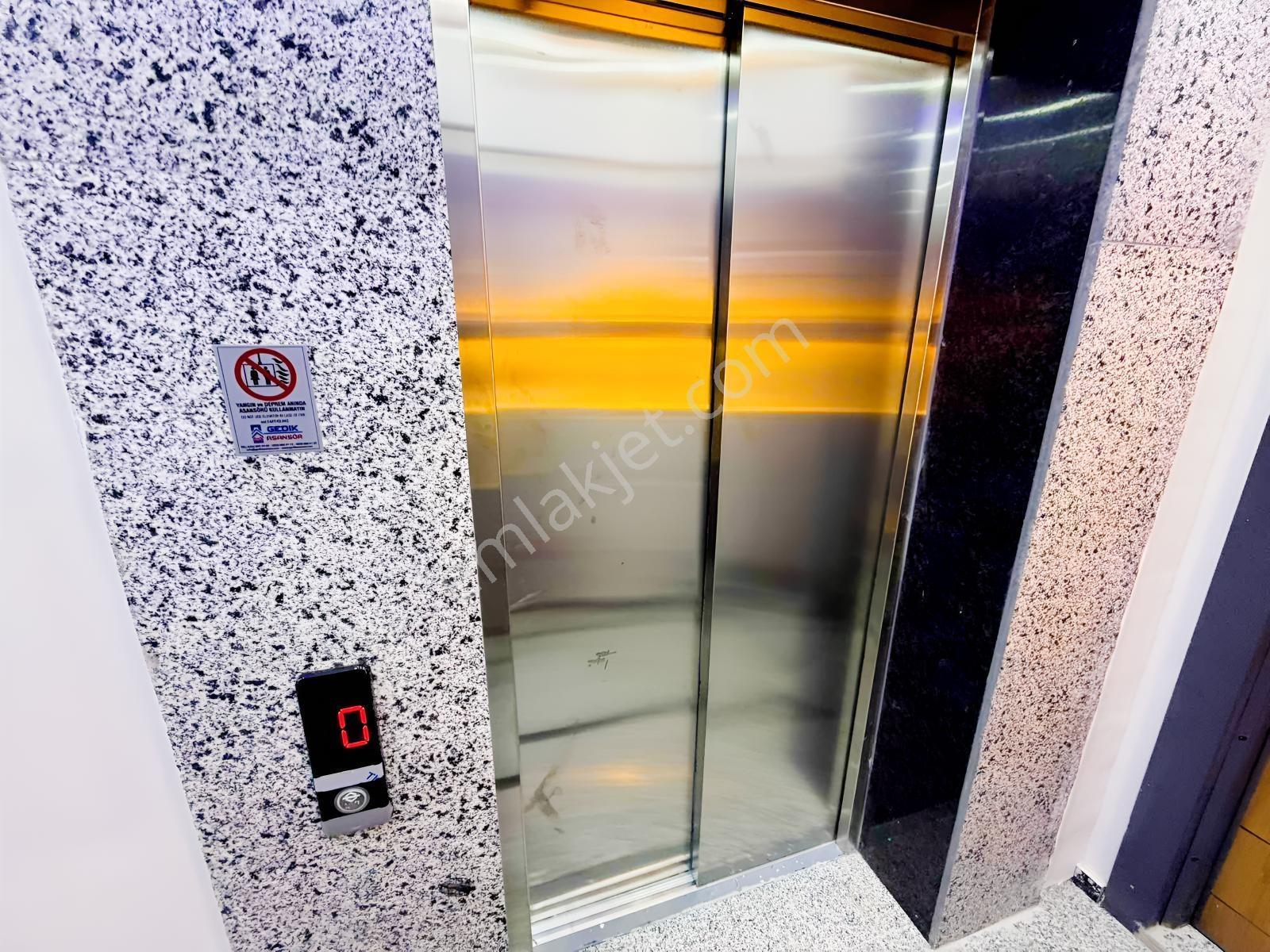 Mevlana Mahallesinde Sıfır Satılık 4+1 Dubleks Daire — fotoğraf 26