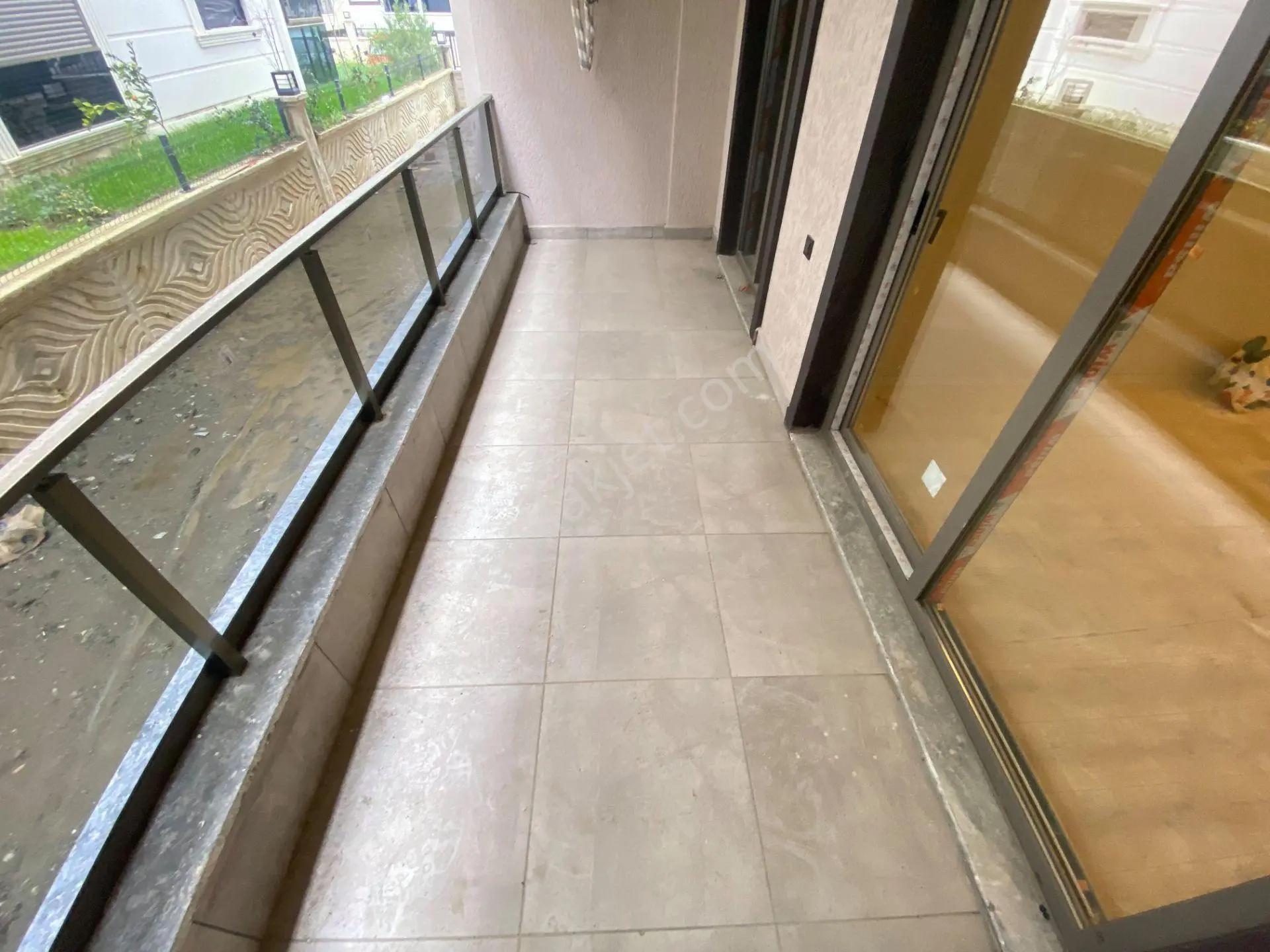 Aktif'ten Akçay'da Satılık Yüksek Kredili Yerden Isıtmalı Kapalı Otoparklı Geniş 1+1 Daire — fotoğraf 35