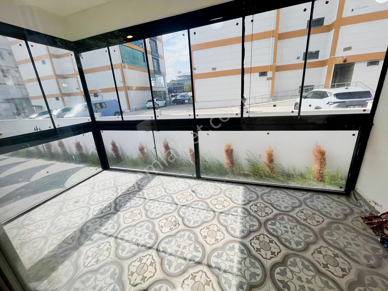 Şeyhsinan Mahallesinde Site İçerisinde Satılık Lüks 1+1 Daireler — fotoğraf 3