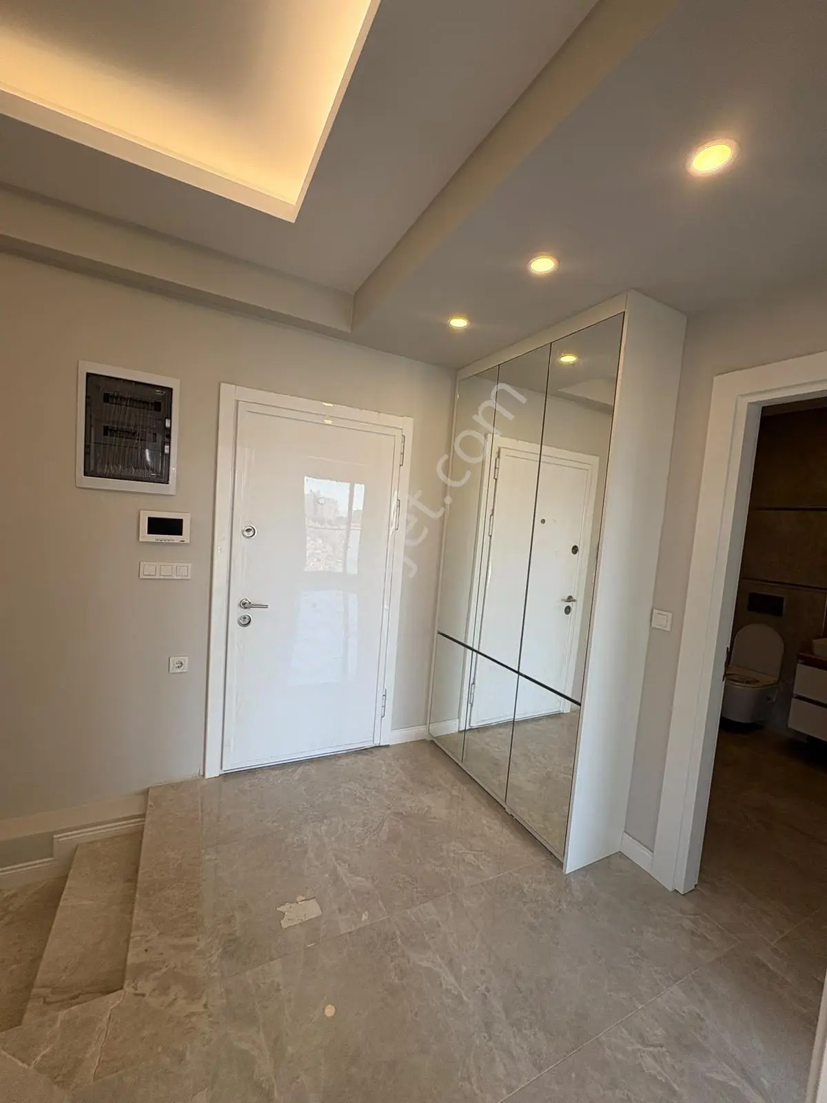 Kuşadası Kadınlar Denizi’nde Deniz Manzaralı, Havuzlu Sitede 1+1 Satılık Daire — fotoğraf 13