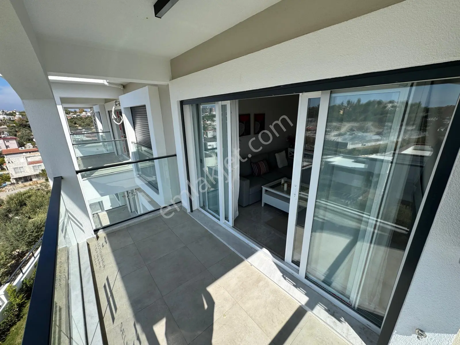 Kuşadası Kadınlar Denizi’nde Deniz Manzaralı, Havuzlu Sitede 1+1 Satılık Daire — fotoğraf 16
