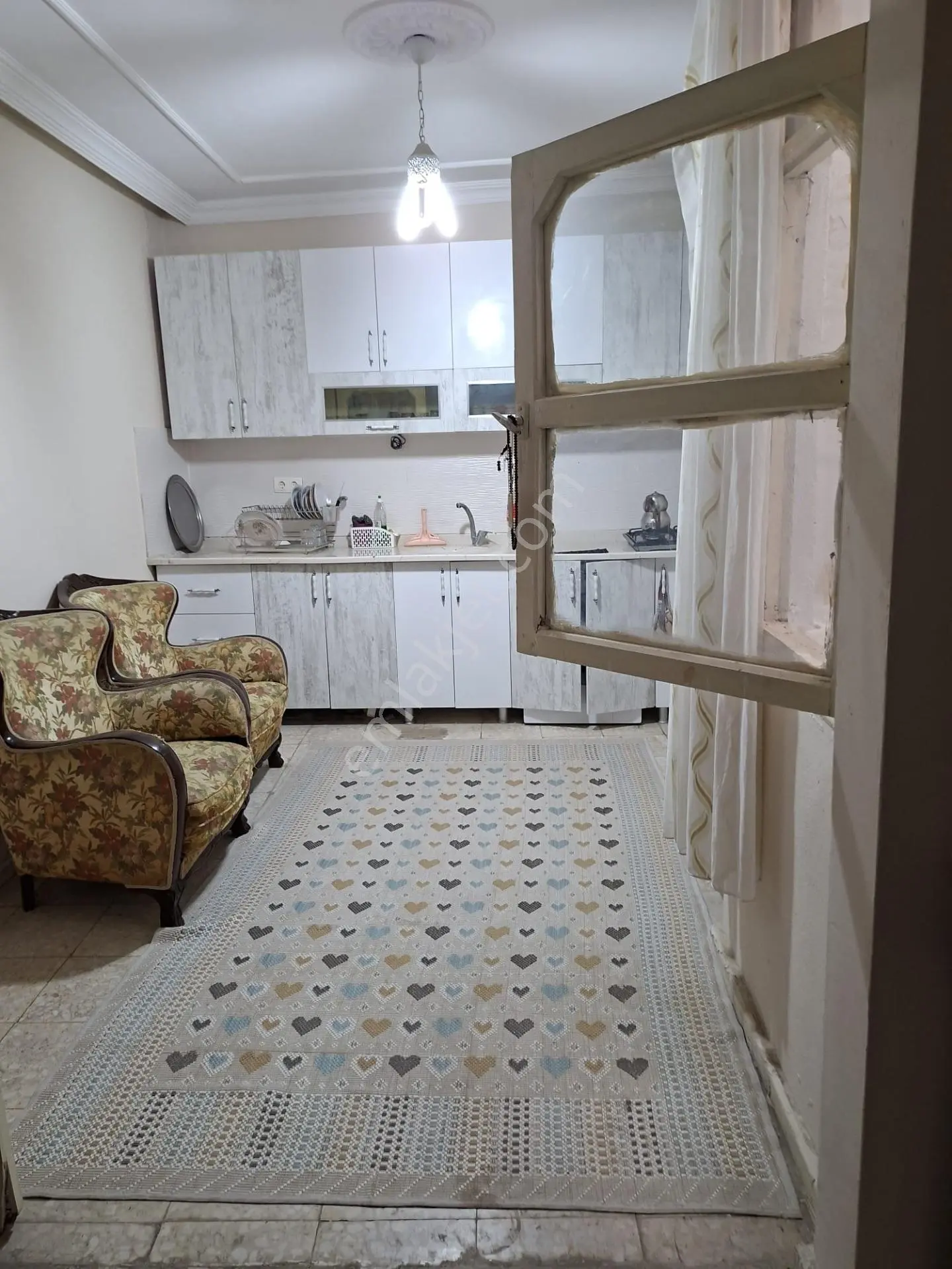 2+1Yeşilyurt 130M2 Tapuda İmardan Sonra 100M2 Komple 2Katlı Bina 3,850,000Tl