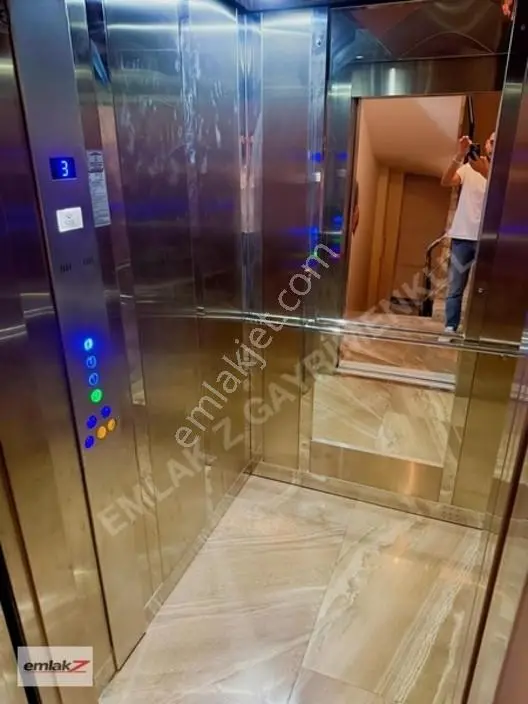 Emlak Z' Den ⫸ Ｆｉｒｓａt⫸ Aydınlıkevler'de 1+1 Satılık Daire — fotoğraf 5