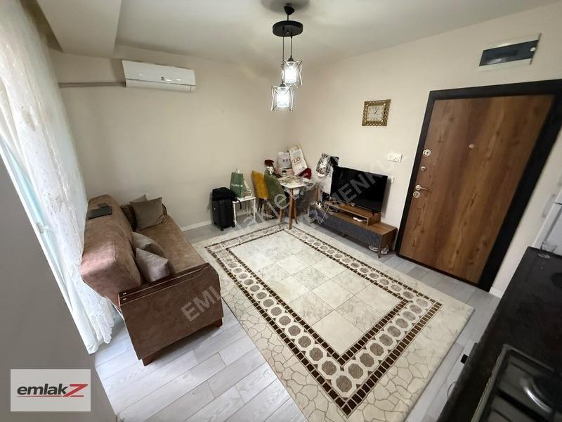 Emlak Z' Den ⫸ Ｆｉｒｓａt⫸ Aydınlıkevler'de 1+1 Satılık Daire — fotoğraf 7
