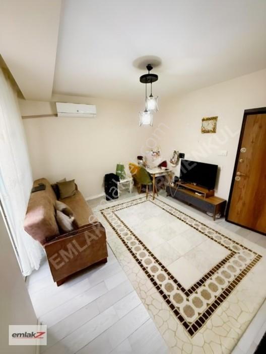 Emlak Z' Den ⫸ Ｆｉｒｓａt⫸ Aydınlıkevler'de 1+1 Satılık Daire — fotoğraf 16