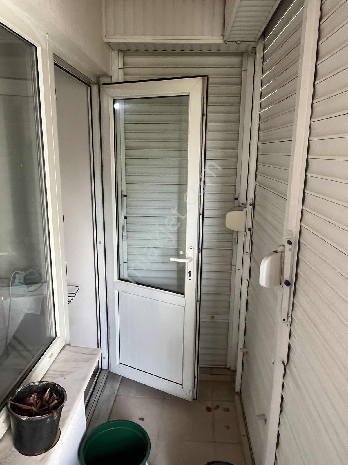 Bostanlı Merkezde Migros Yakını Satılık 2+1 Daire — fotoğraf 6