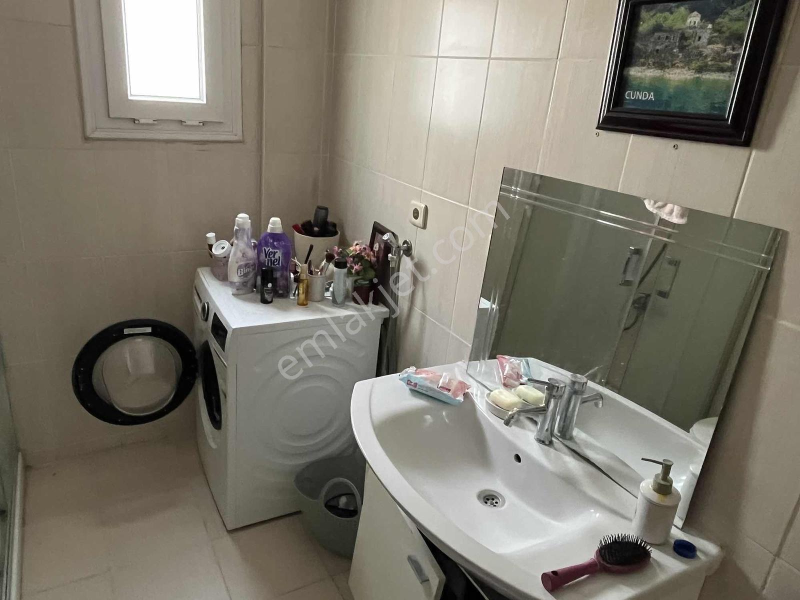 Bostanlı Merkezde Migros Yakını Satılık 2+1 Daire — fotoğraf 11
