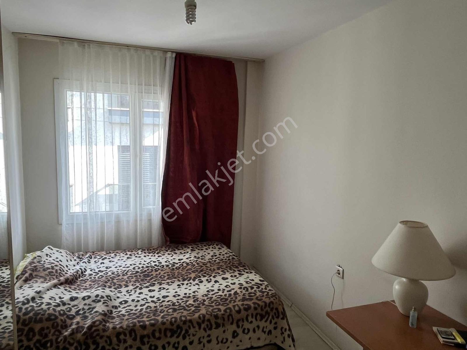Bostanlı Merkezde Migros Yakını Satılık 2+1 Daire — fotoğraf 14