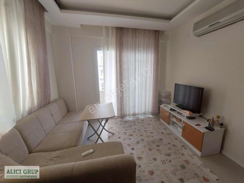 #stad Yakını Anayola Yakın Eşyalı Az Katlı Binada 1+1 Daire — fotoğraf 7