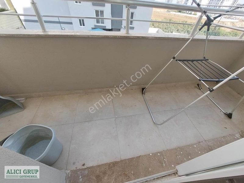 #stad Yakını Anayola Yakın Eşyalı Az Katlı Binada 1+1 Daire — fotoğraf 11