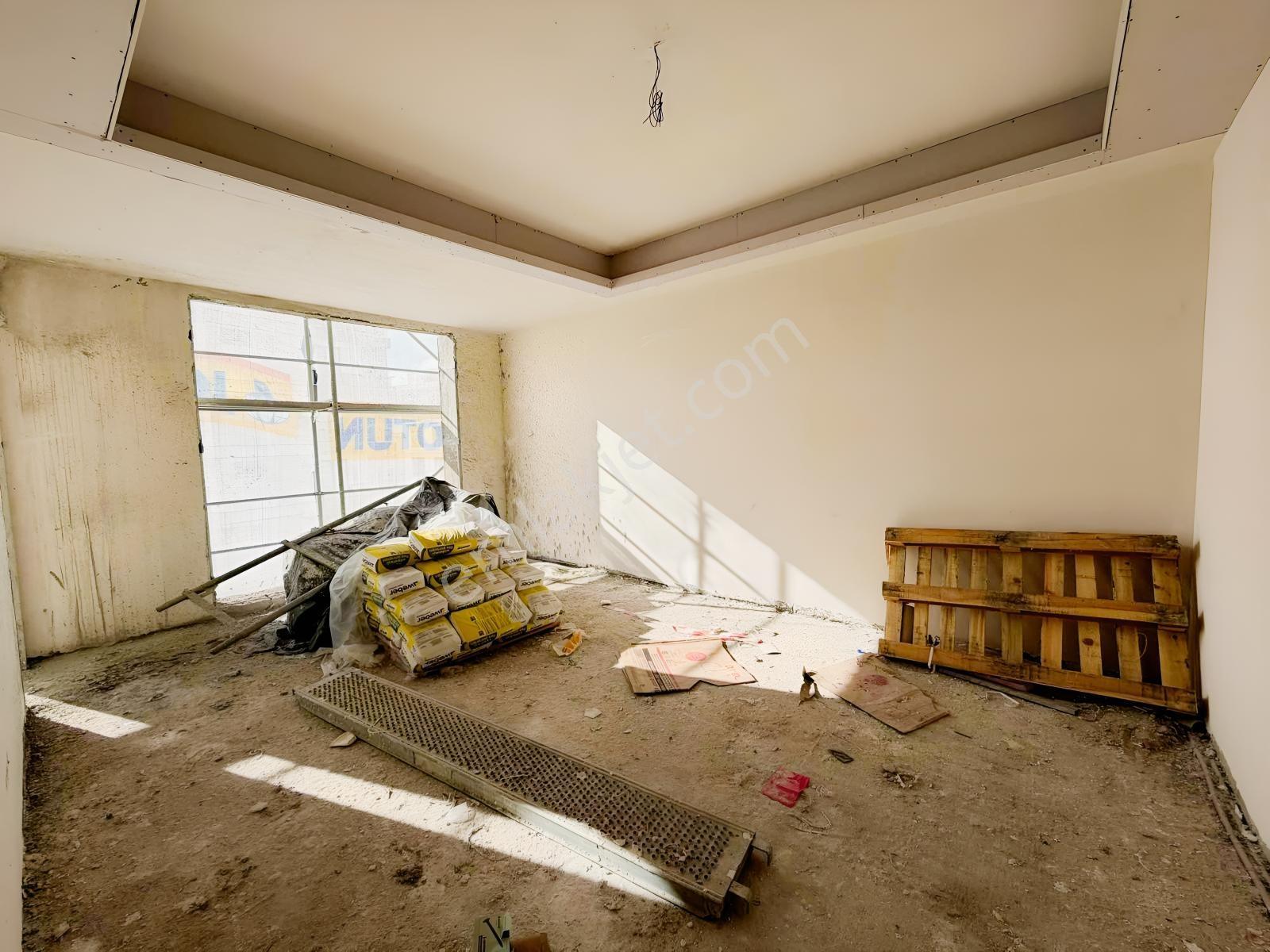 Eklşoğlu Mahallesinde Satılık 3+1 Ara Katkapalı Otoparklı Daire — fotoğraf 2