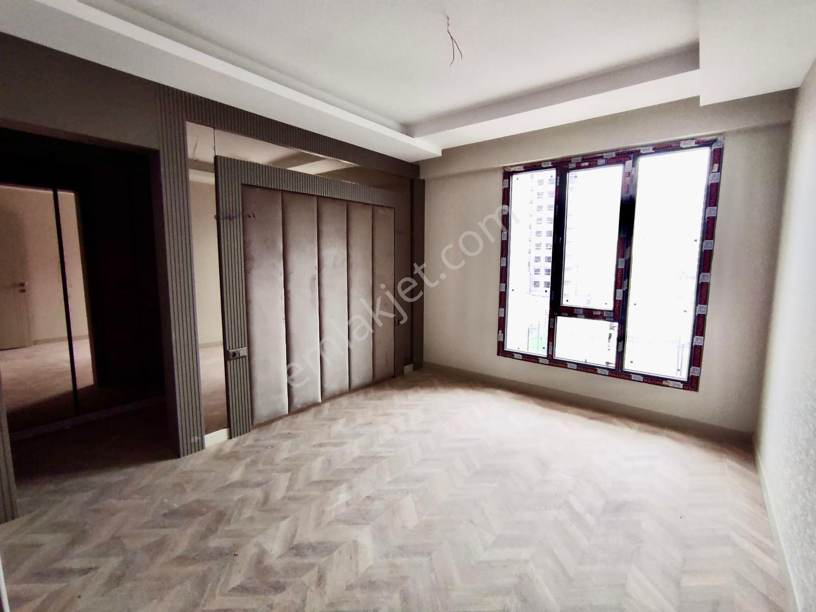 Kutay Park75 K. Balkon Sıfır 2+2 Normal Kat Lüx Satılık Park 75 — fotoğraf 9