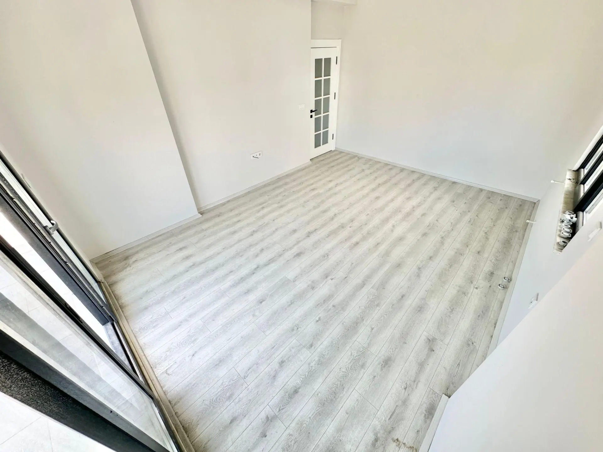 ꧁ Ay Emlaktan꧂küçükkuyu'da Lüks Sitede Denize 250 Mt Bahçe Kullanımlı Satılık 2+1 Daire — fotoğraf 13
