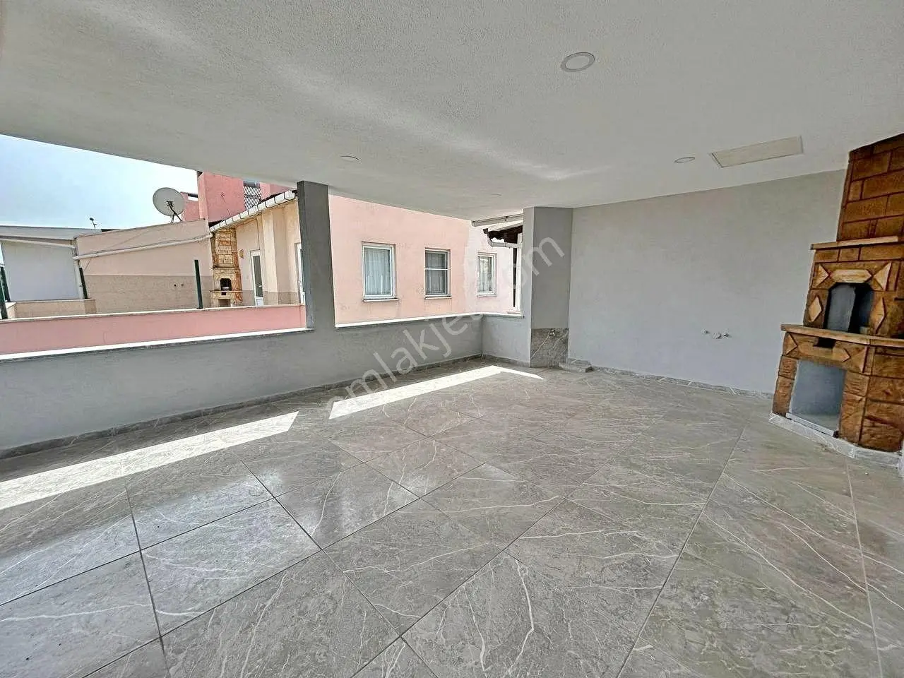 Uytundan Akçay'da Denize 400 Metre 3+1 Bahçeli Satılık Villa — fotoğraf 31