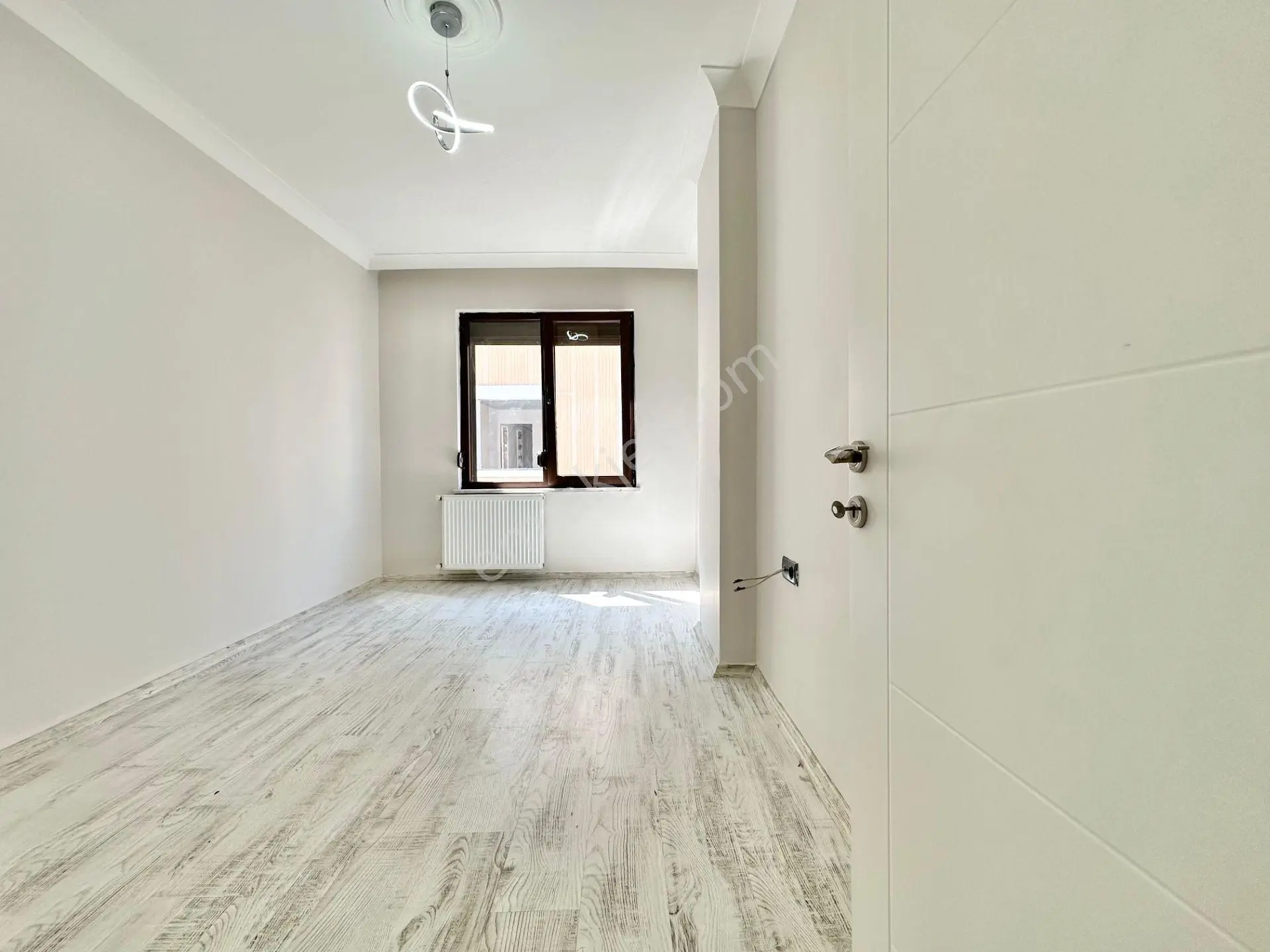 ꧁ay Emlaktan꧂akçay'da Arakat Ayrı Mutfak Denize Yakın Çift Klimalı Satılık 3+1 İçi Yapılı Yeni Daire — fotoğraf 16