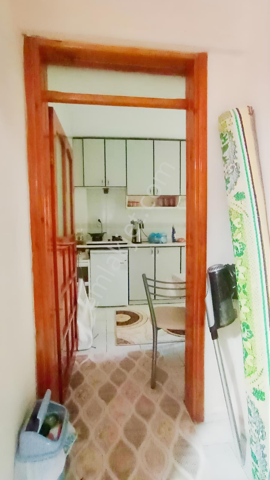 Karabağlar Bozyaka Pazar Yeri Üstünde 3+1 100 M2 Satılık Daire — fotoğraf 7