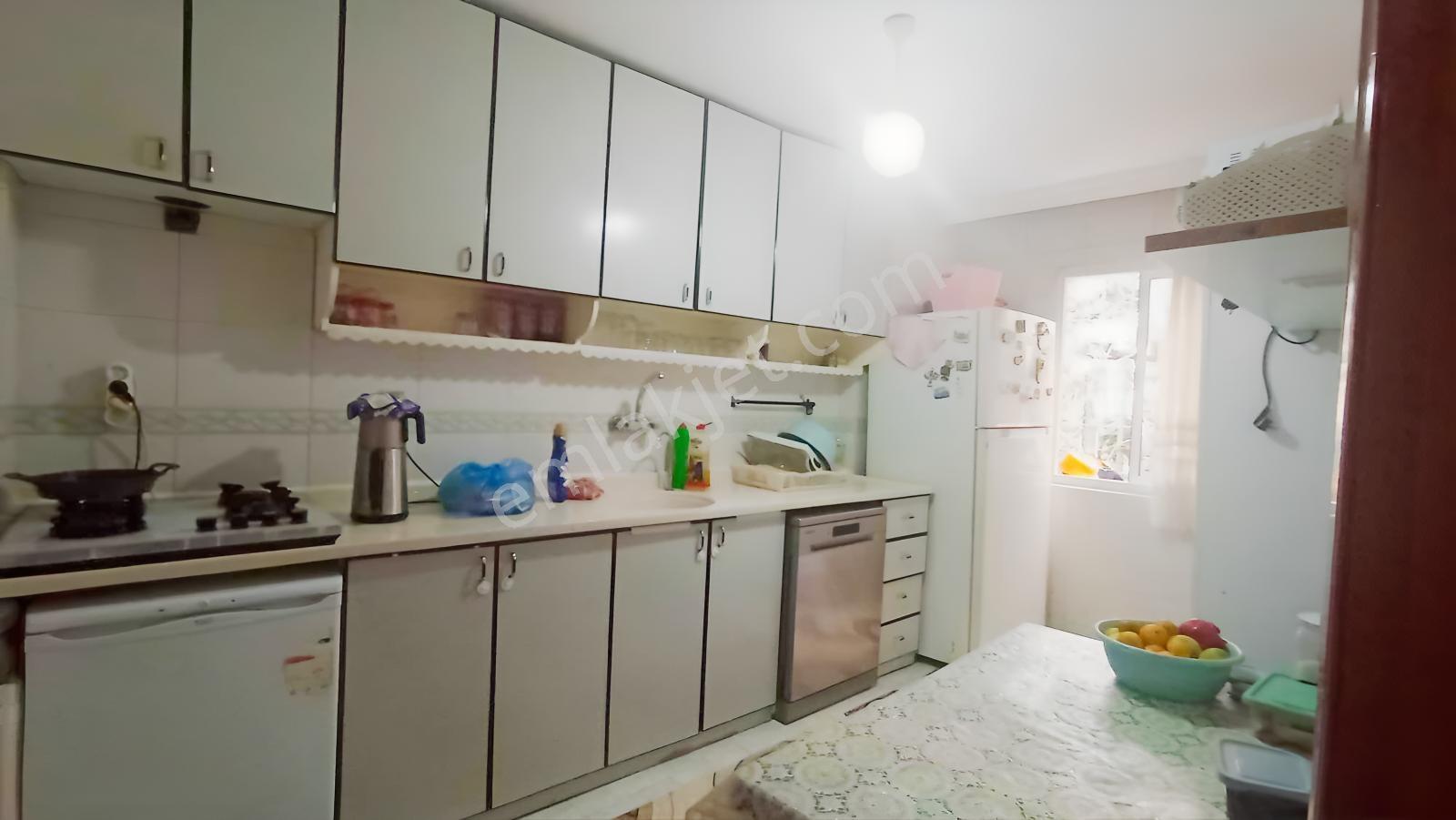 Karabağlar Bozyaka Pazar Yeri Üstünde 3+1 100 M2 Satılık Daire — fotoğraf 13