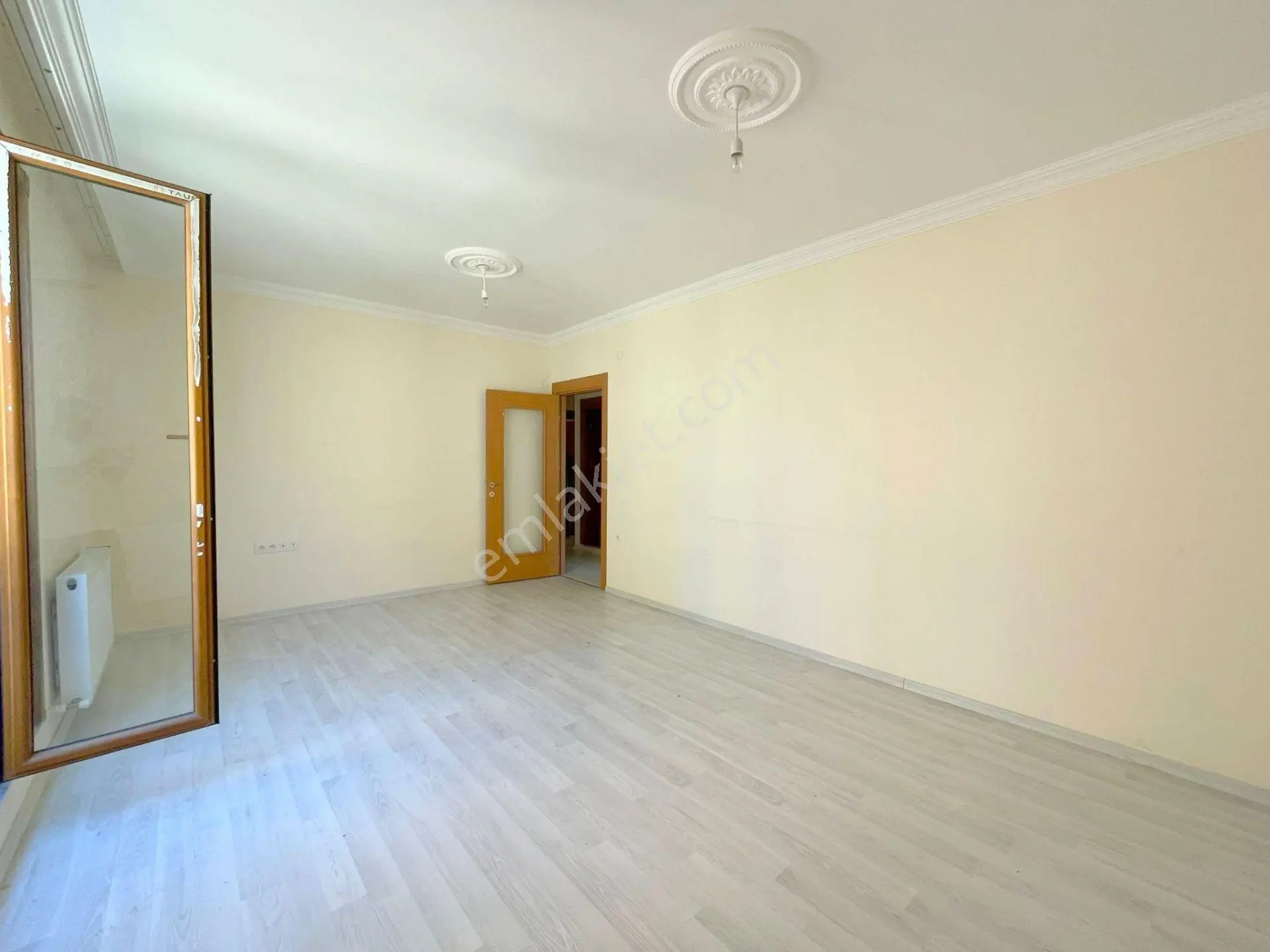 Mertcan'dan Kavakpınar Mah.iskanlı Cadde Üzeri Teraslı 2+1 Daire — fotoğraf 6