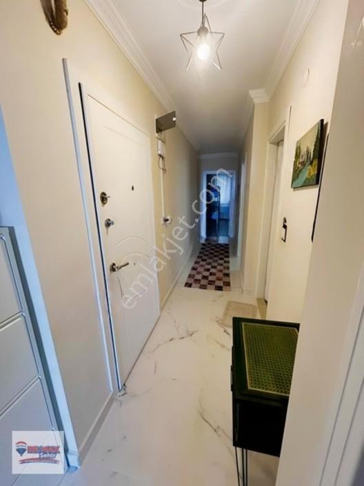 Re/max Şehir'den Esenköy'de Deniz Manzaralı Satılık Daire — fotoğraf 8
