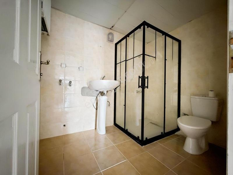 Kocaeli İlimtepe Huzur Sitesinde 3+1 145m2 Satılık Daire — fotoğraf 11