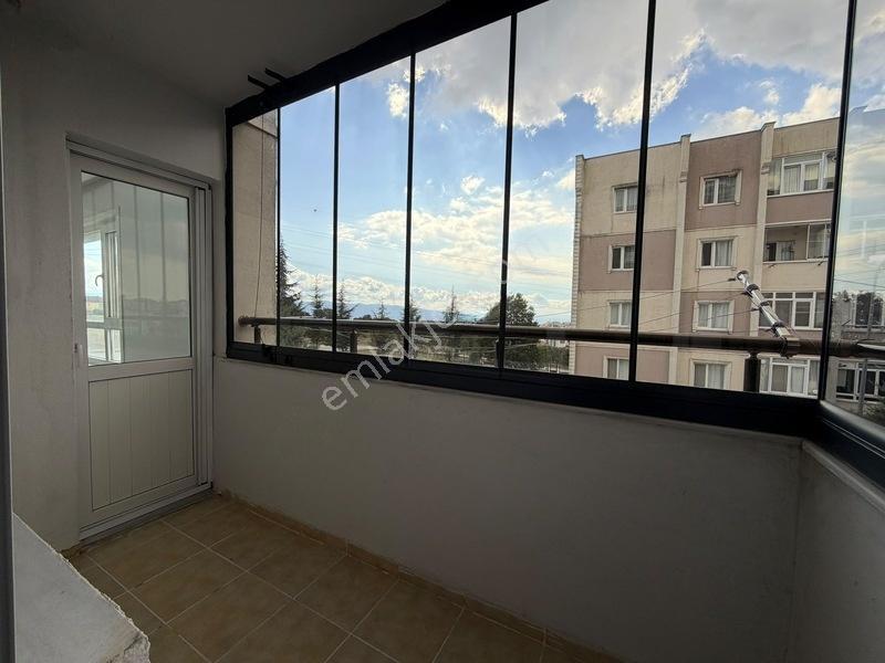 Kocaeli İlimtepe Huzur Sitesinde 3+1 145m2 Satılık Daire — fotoğraf 19