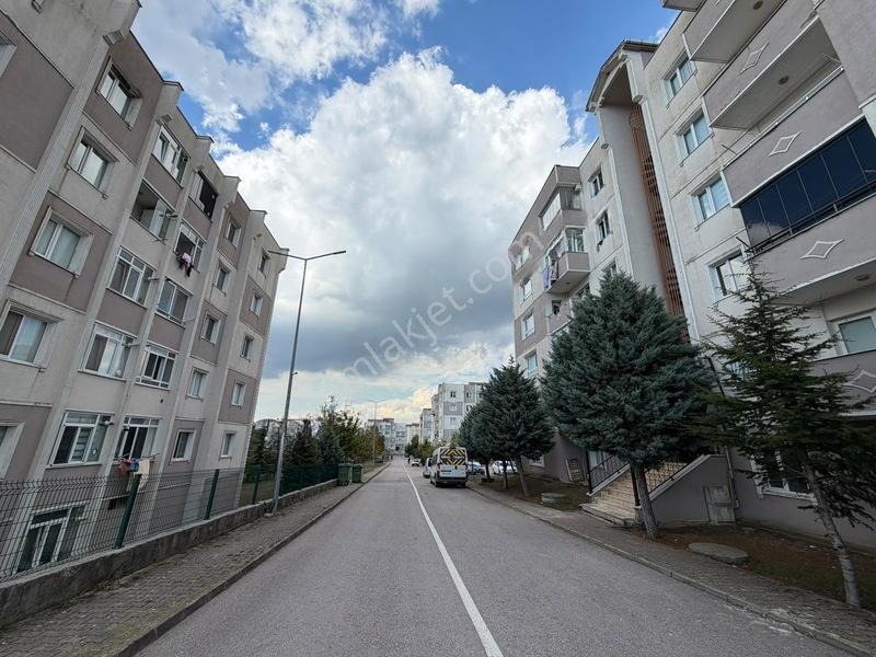 Kocaeli İlimtepe Huzur Sitesinde 3+1 145m2 Satılık Daire — fotoğraf 25