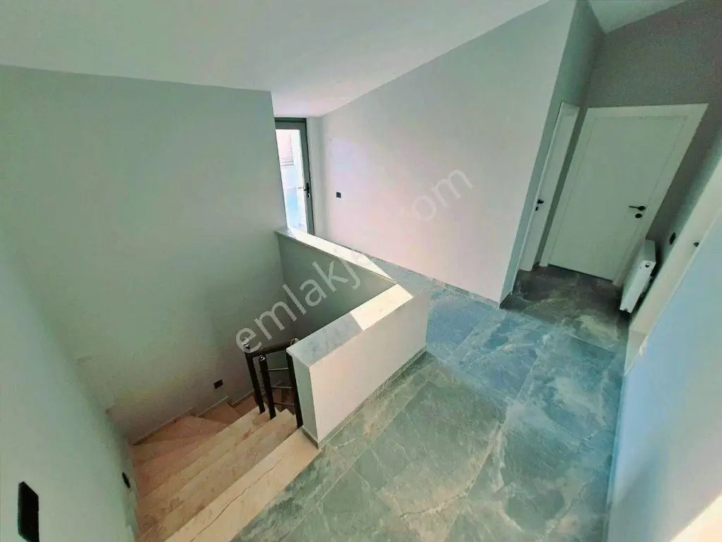 Uytundan Akçay Güre Arası Denize 350 Metre Asansörlü 3+1 Dubleks — fotoğraf 7