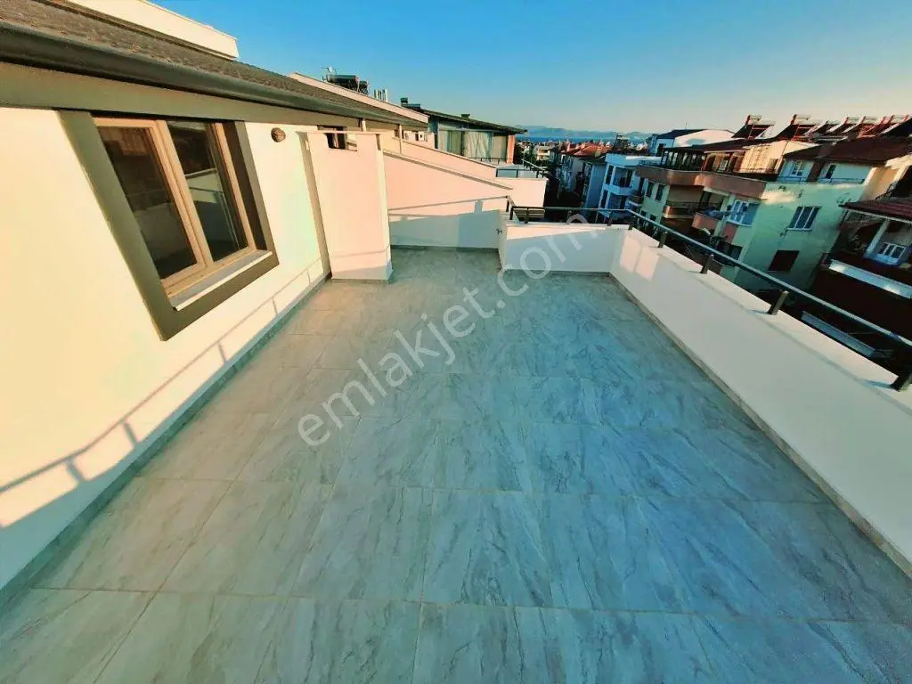 Uytundan Akçay Güre Arası Denize 350 Metre Asansörlü 3+1 Dubleks — fotoğraf 22