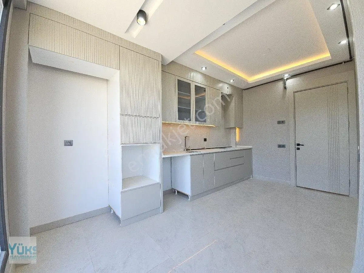 Denizli Gümüşçay Mahallesinde Hükümet Konağına Yakın 2+1 120 M2 Lüks Satılık Arakat Daireler — fotoğraf 2