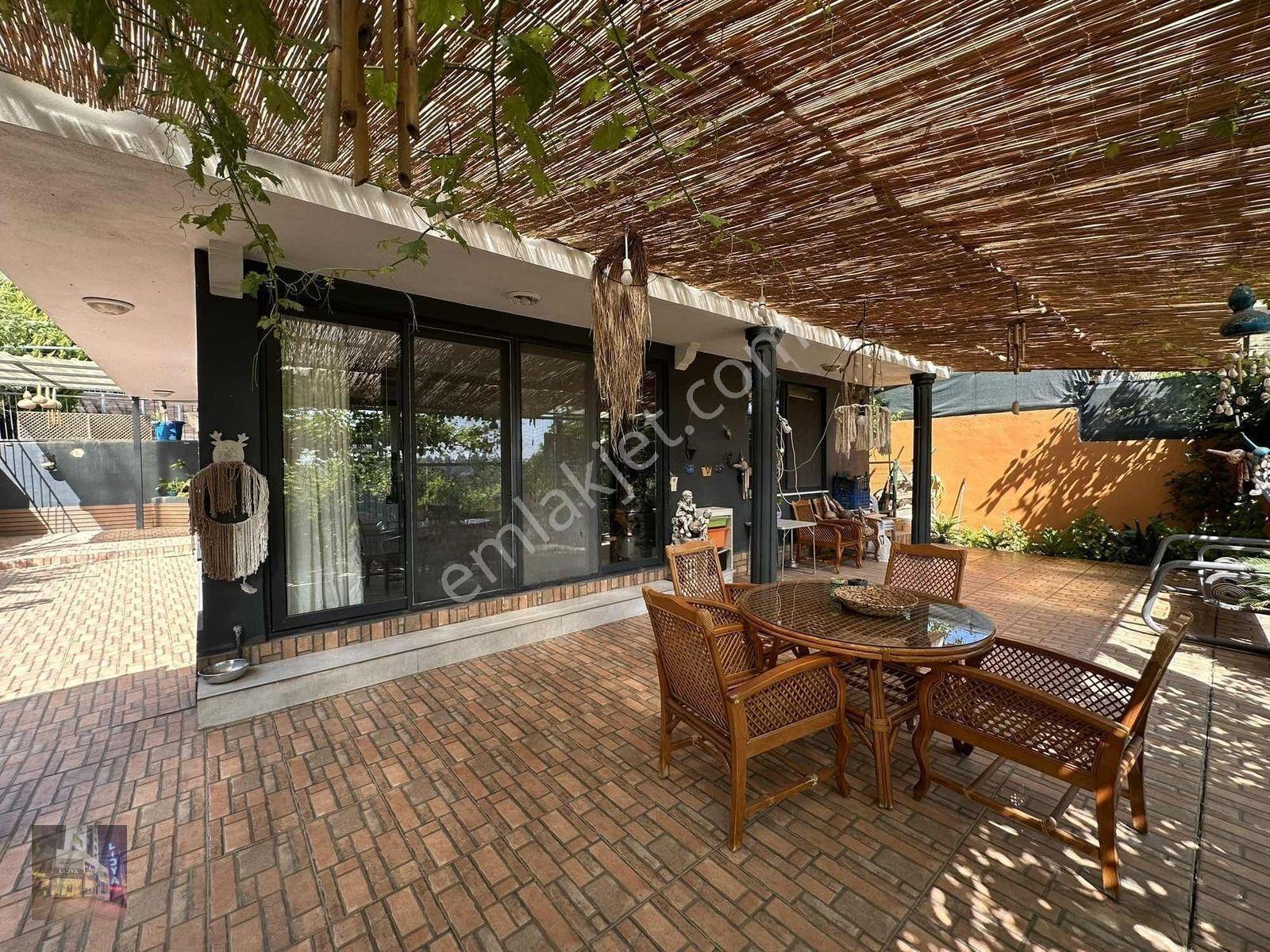 Erdemli Sıraç 980 M2 Arsaya Sahip Satılık Dubleks Villa — fotoğraf 6