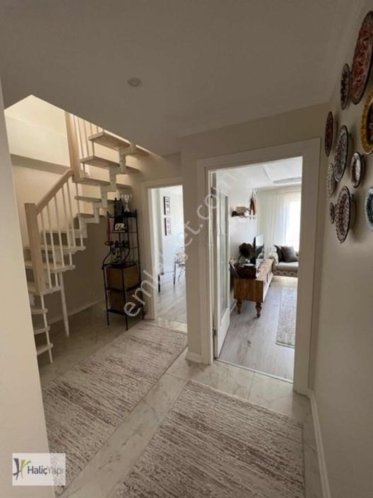 Kağıthane Sultan Selim'de Satılık 4+2 Dubleks — fotoğraf 12