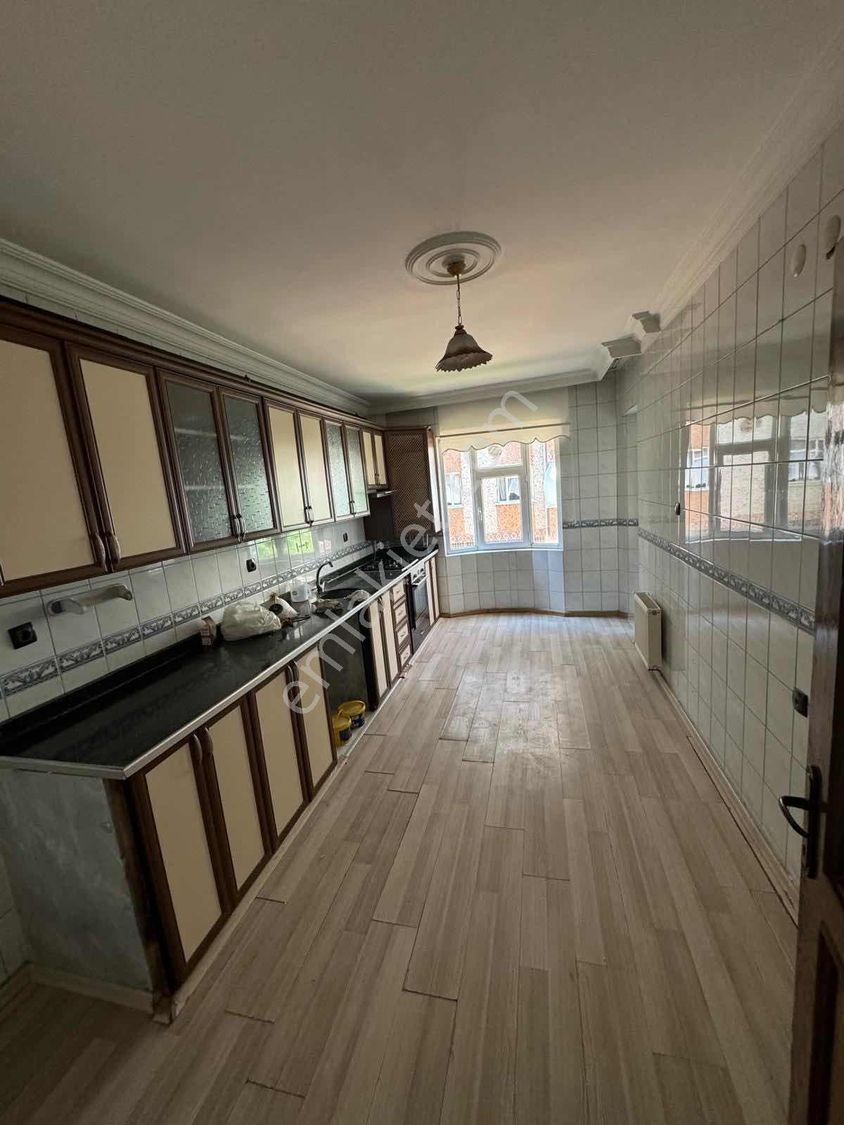 Batı Hastanesi Civarında Satılık 3+1 Daire — fotoğraf 6