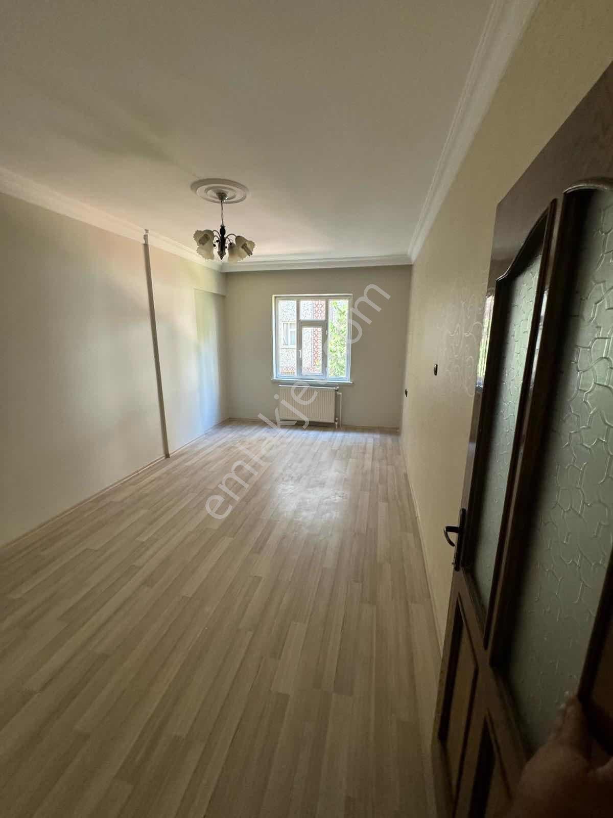 Batı Hastanesi Civarında Satılık 3+1 Daire — fotoğraf 10