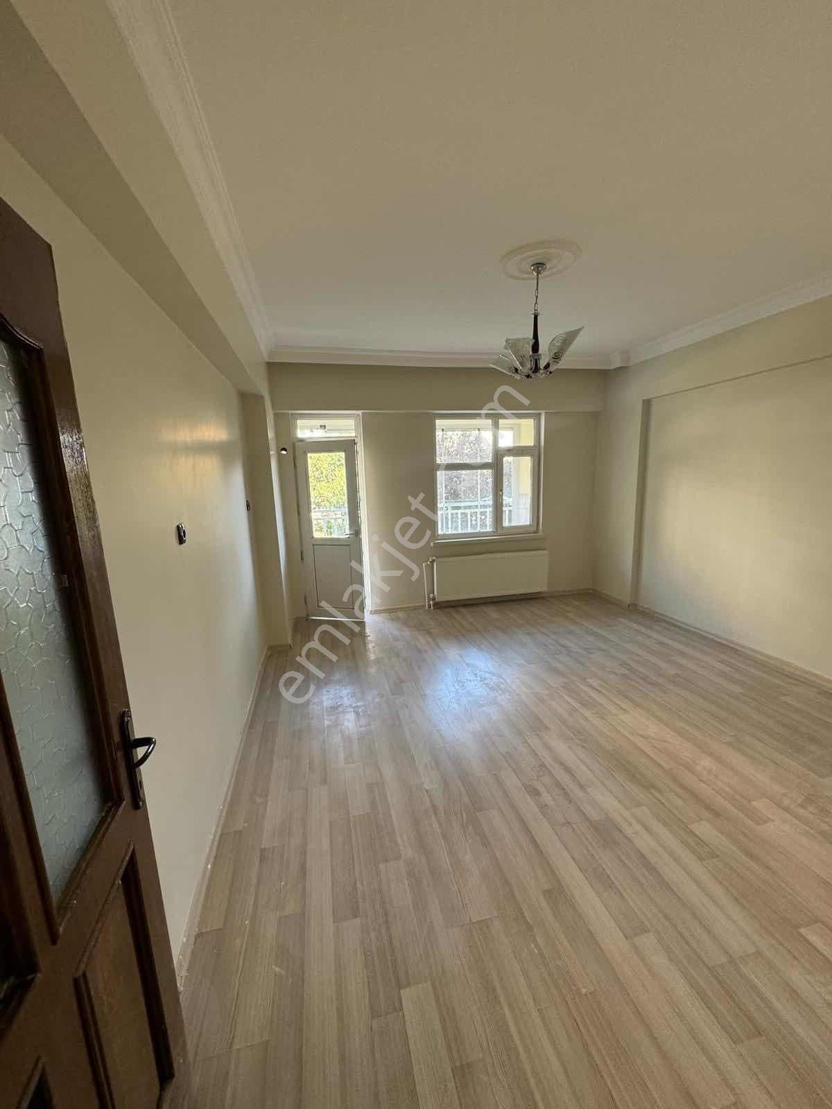 Batı Hastanesi Civarında Satılık 3+1 Daire — fotoğraf 11