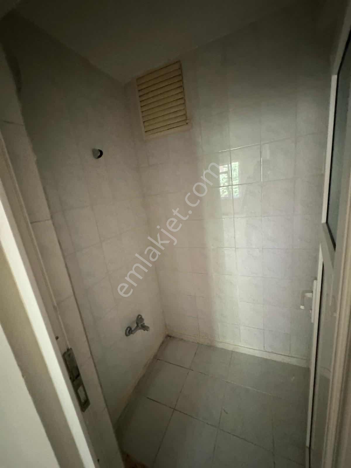 Batı Hastanesi Civarında Satılık 3+1 Daire — fotoğraf 14