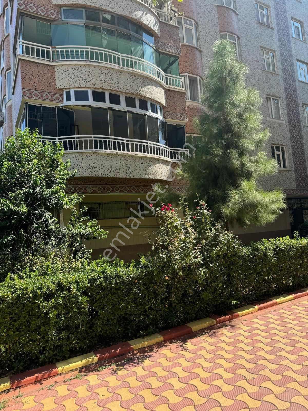 Batı Hastanesi Civarında Satılık 3+1 Daire — fotoğraf 21