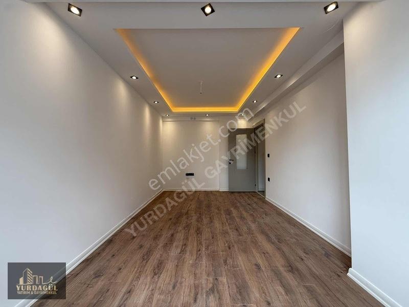 71 Evler'de Şehir Hastanesi'ne Yakın Lüks,geniş,asansörlü 2+0 — fotoğraf 2