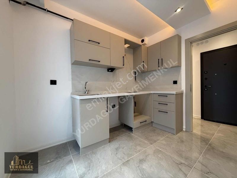 71 Evler'de Şehir Hastanesi'ne Yakın Lüks,geniş,asansörlü 2+0 — fotoğraf 4