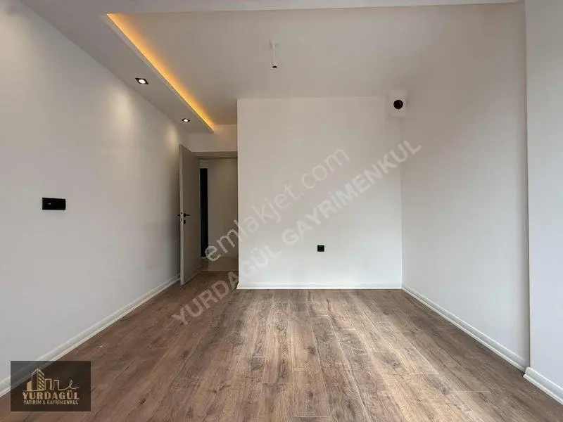 71 Evler'de Şehir Hastanesi'ne Yakın Lüks,geniş,asansörlü 2+0 — fotoğraf 11