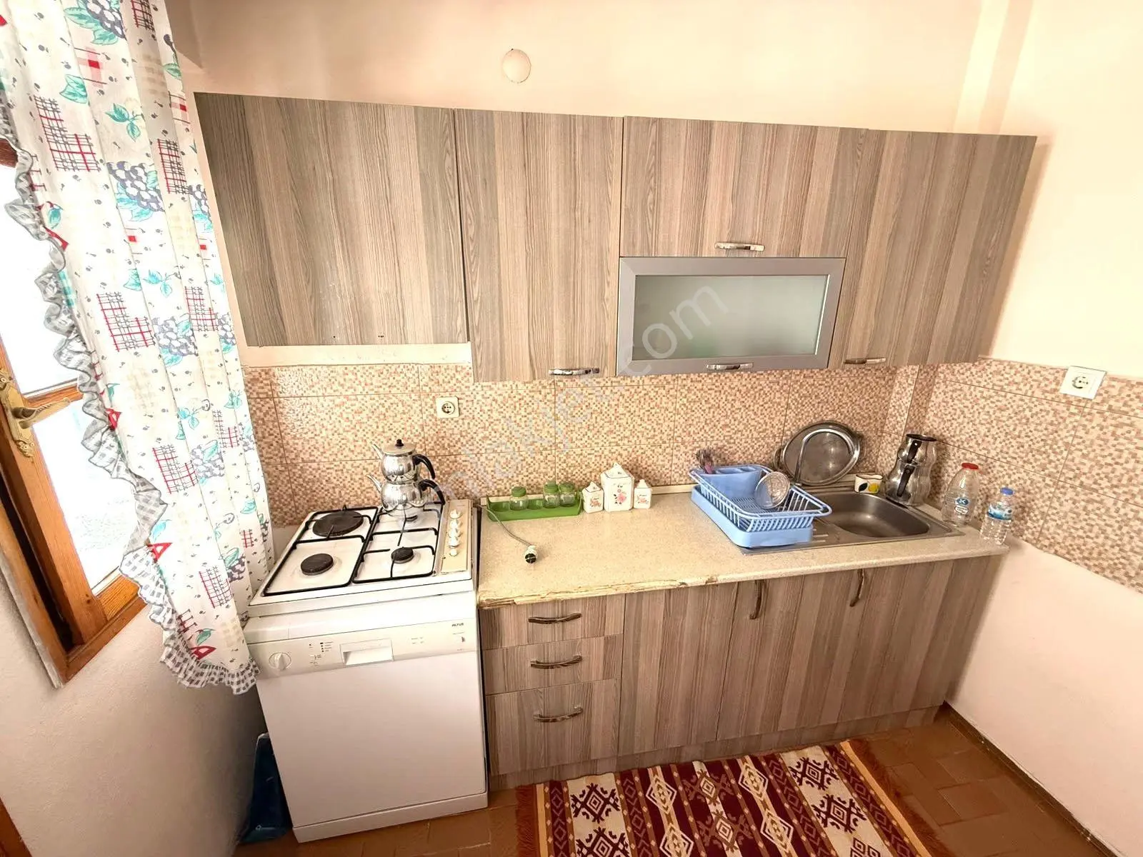 𝄞tek Yetkili Melodi'den Tam Merkez'de Arakat Ön Cephe Ayrı Mutfaklı Denize 250mt 2+1 Daire — fotoğraf 5