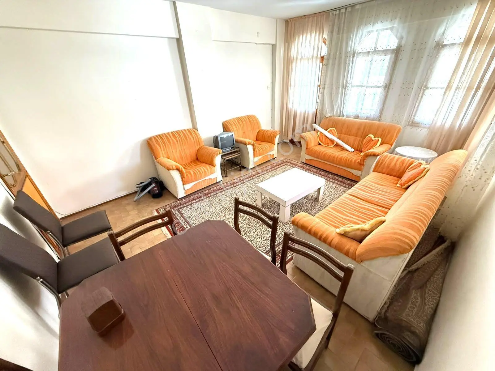 𝄞tek Yetkili Melodi'den Tam Merkez'de Arakat Ön Cephe Ayrı Mutfaklı Denize 250mt 2+1 Daire — fotoğraf 10