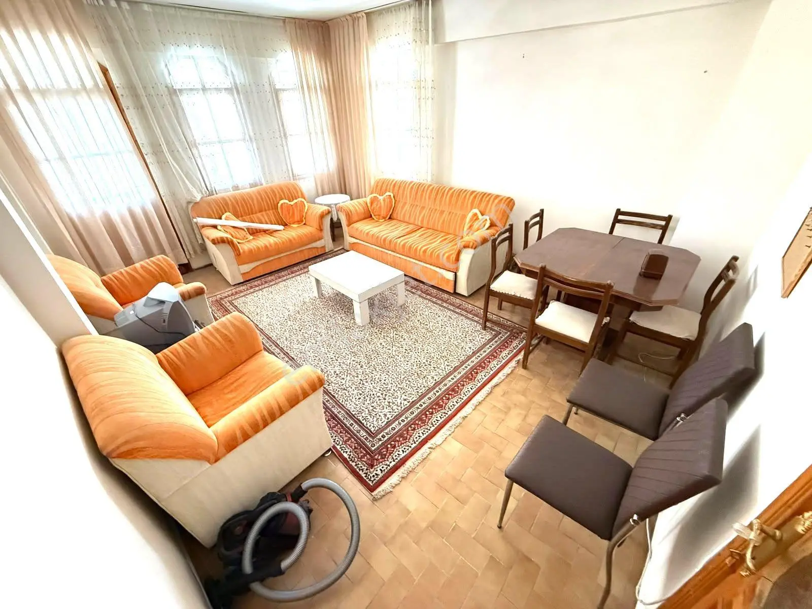 𝄞tek Yetkili Melodi'den Tam Merkez'de Arakat Ön Cephe Ayrı Mutfaklı Denize 250mt 2+1 Daire — fotoğraf 12
