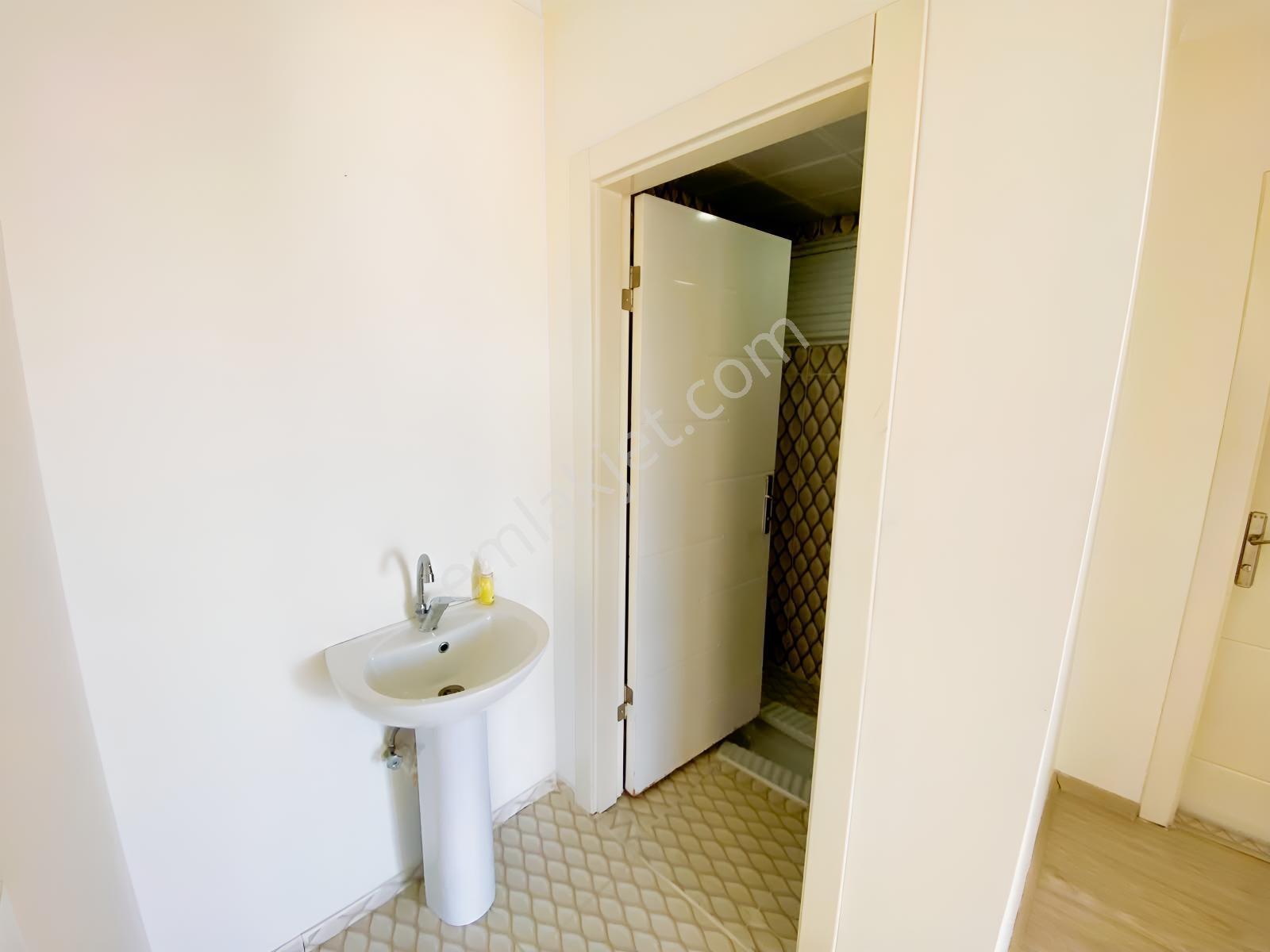 Saraycık Mah. 4+1 Tower Sitesinde E.banyo Giysi Odalı Daire — fotoğraf 20