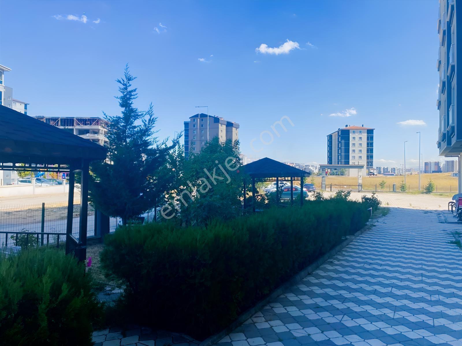 Saraycık Mah. 4+1 Tower Sitesinde E.banyo Giysi Odalı Daire — fotoğraf 25