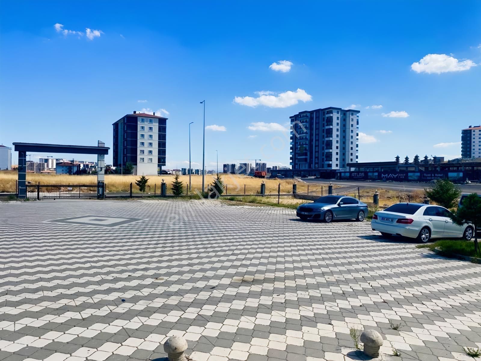 Saraycık Mah. 4+1 Tower Sitesinde E.banyo Giysi Odalı Daire — fotoğraf 26