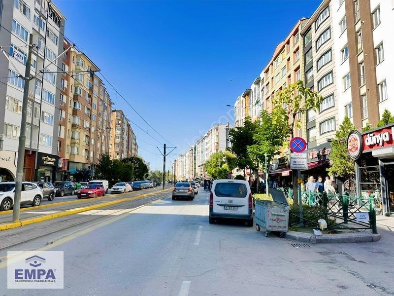 Empa'dan Yenibağlar Espark Karşısında 3+1 185m² Bakımlı Daire — fotoğraf 4